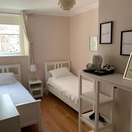 The White Swan Hotel Duns Екстериор снимка