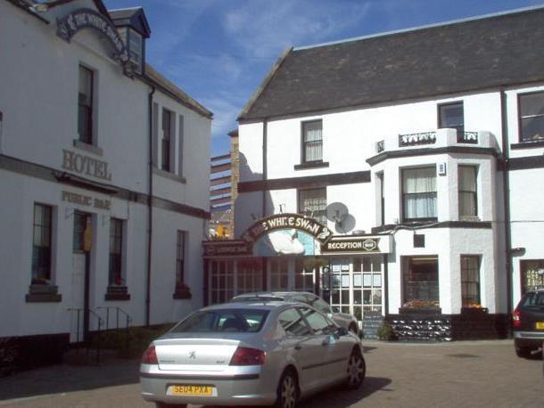 The White Swan Hotel Duns Екстериор снимка