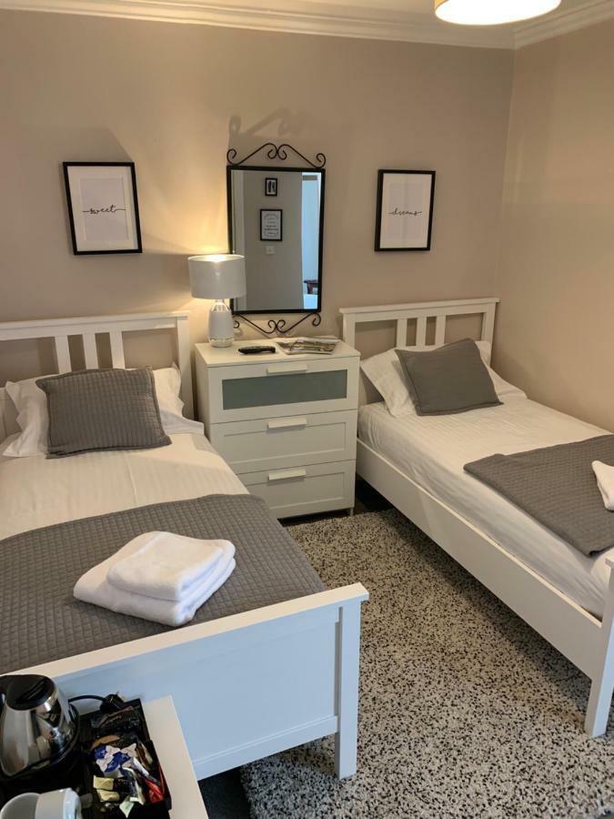 The White Swan Hotel Duns Екстериор снимка